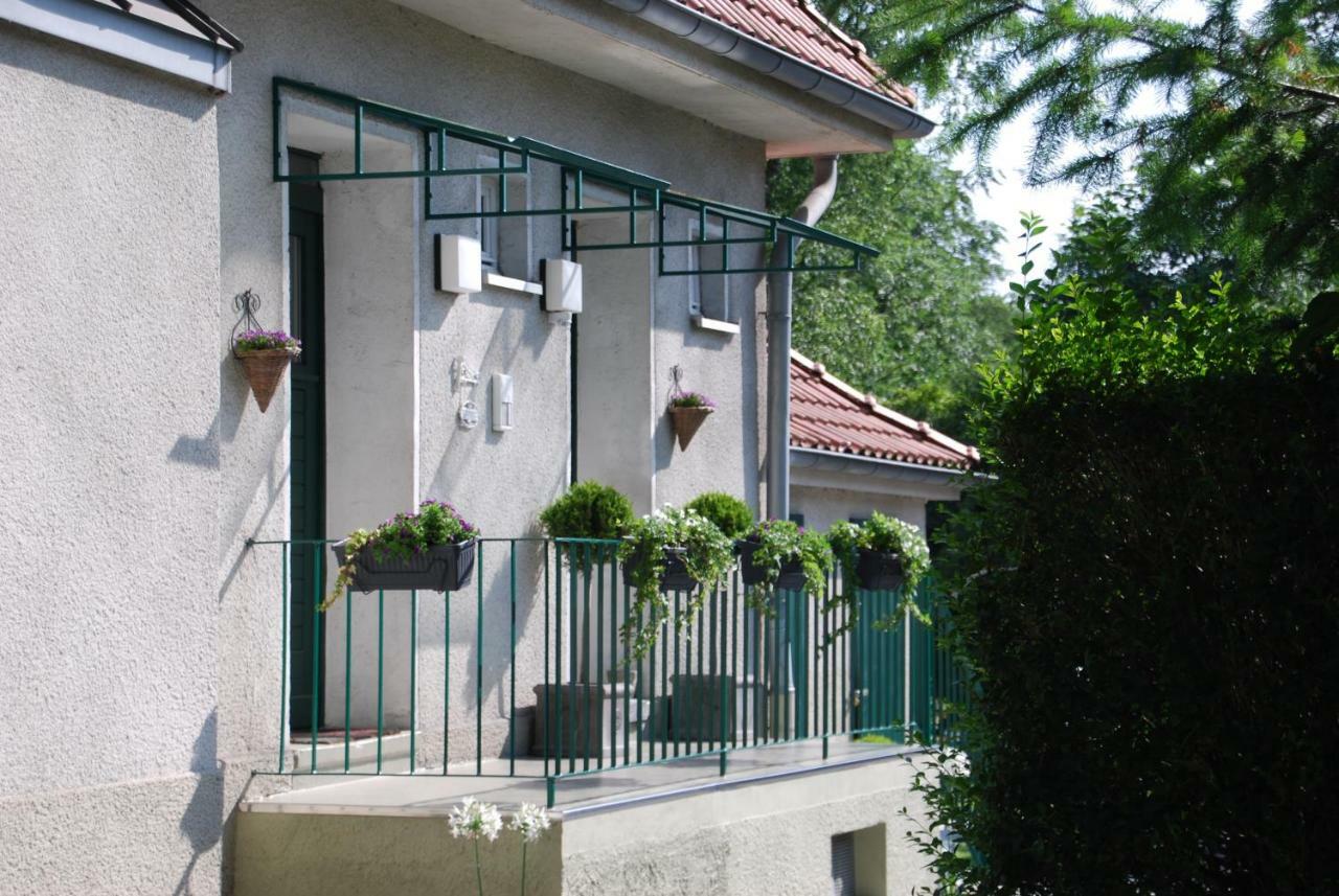 Haus In Der Gartenstadt Bottrop Exterior photo